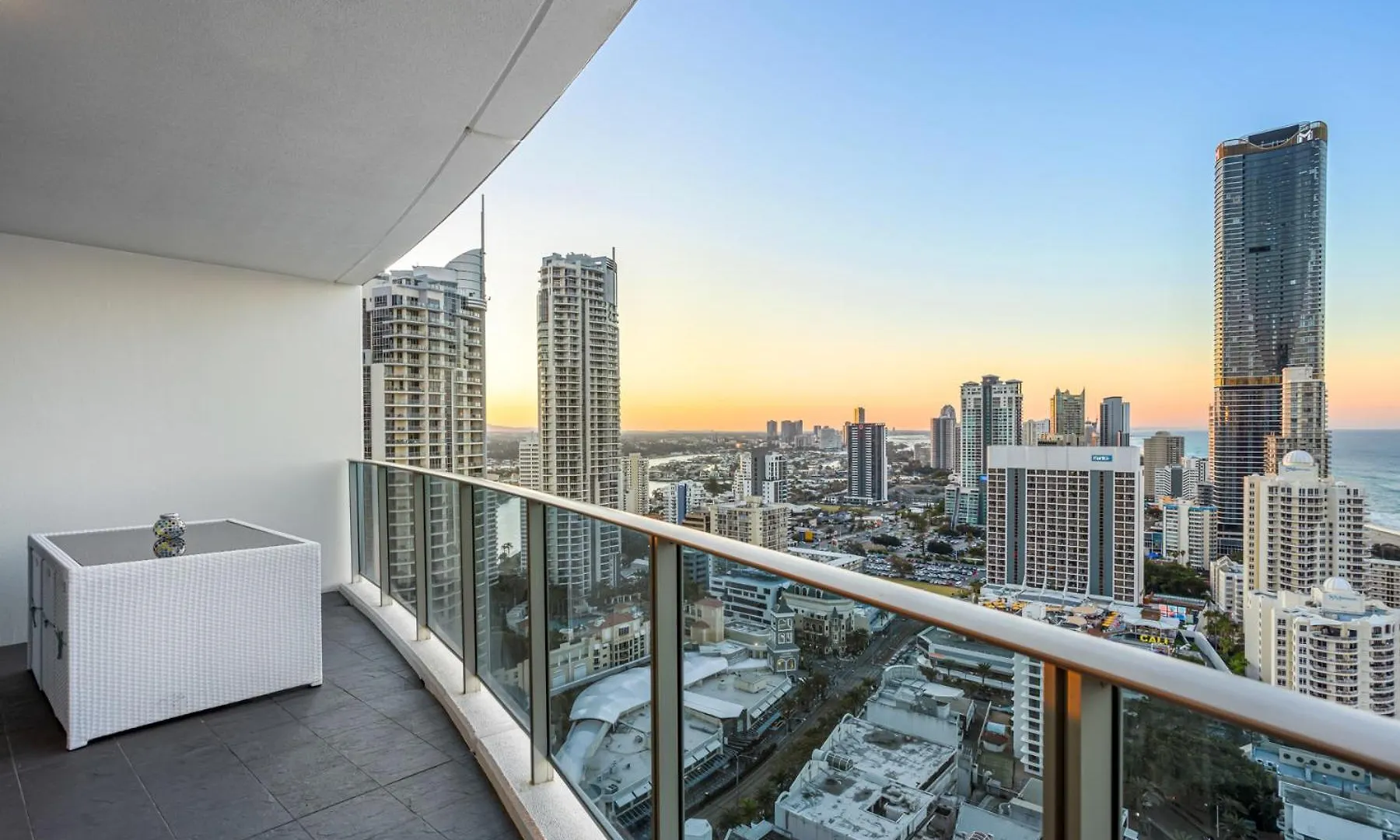 Apartmán H Star Residences-- Paradise Stayz Gold Coast