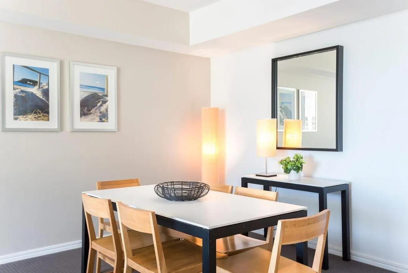 Apartment H Star Residences-- Paradise Stayz Gold Coast