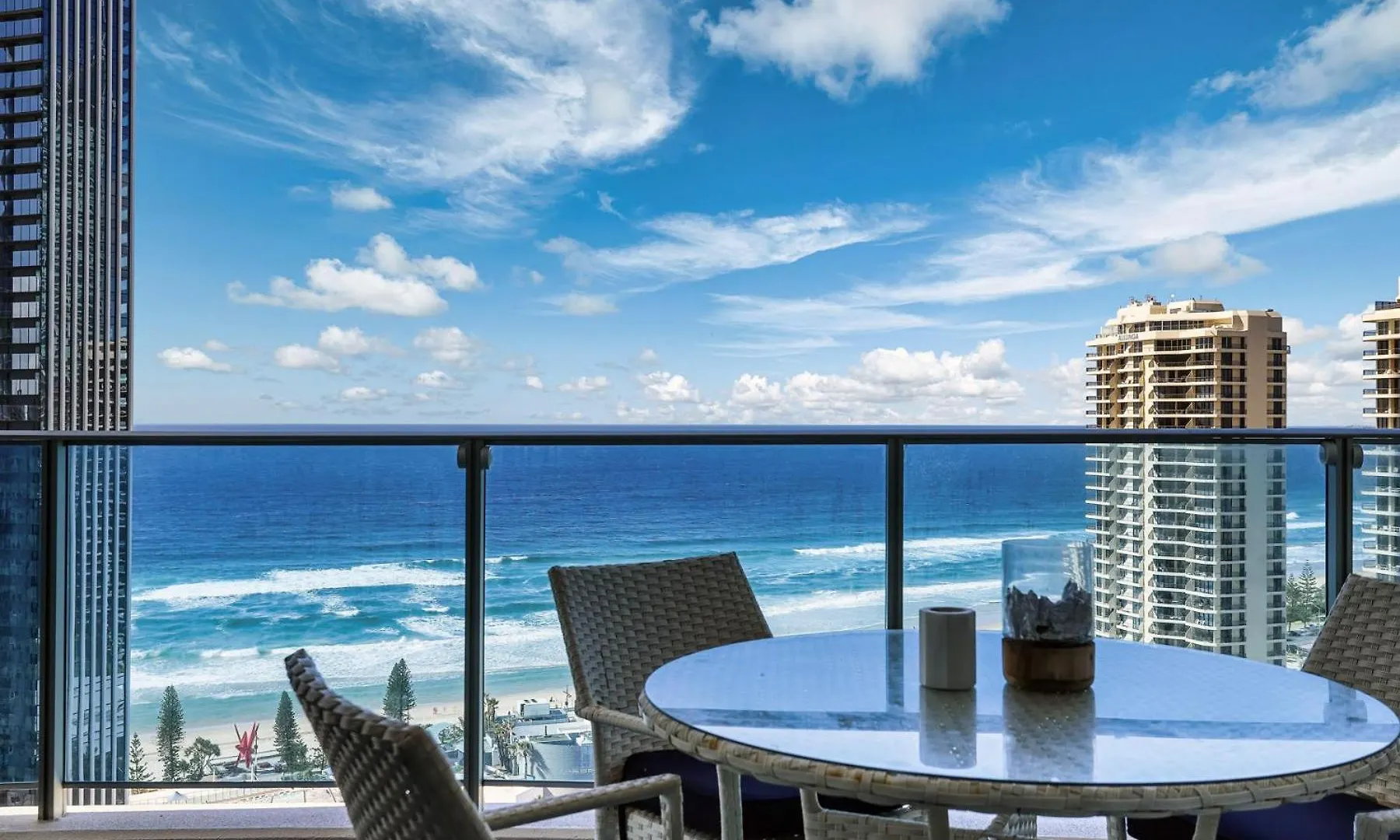 H Star Residences-- Paradise Stayz Gold Coast 0*,