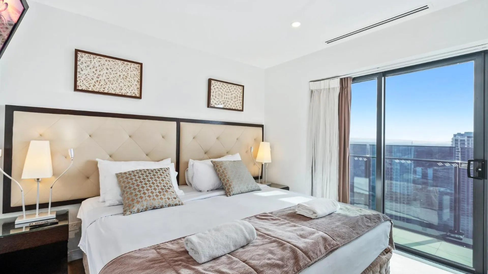 H Star Residences-- Paradise Stayz Gold Coast 0*,