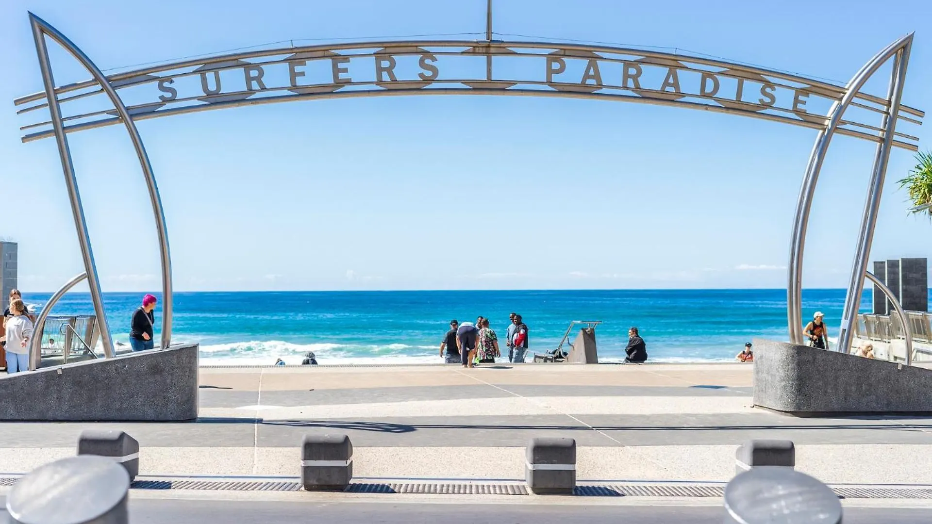 H Star Residences-- Paradise Stayz Gold Coast
